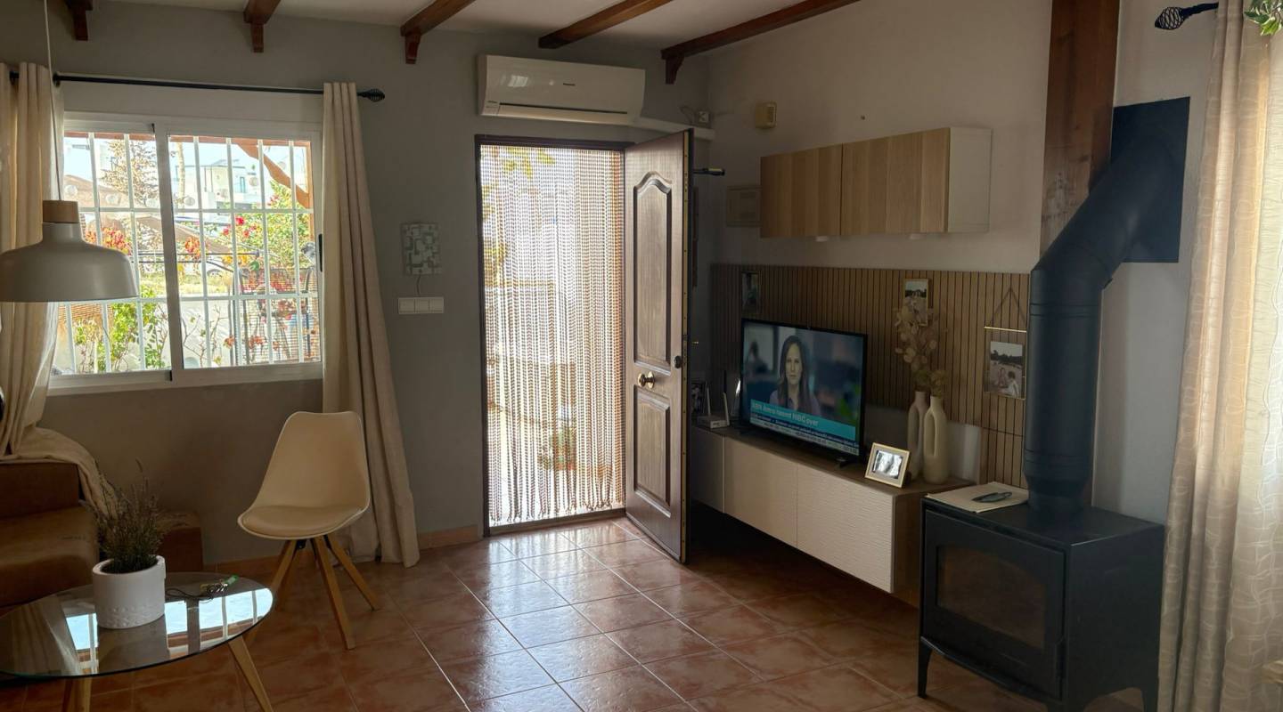 Resale - Townhouse - Algorfa - Alicante