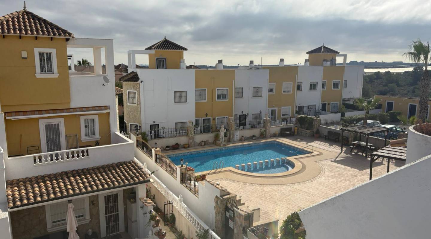 Resale - Townhouse - Algorfa - Alicante