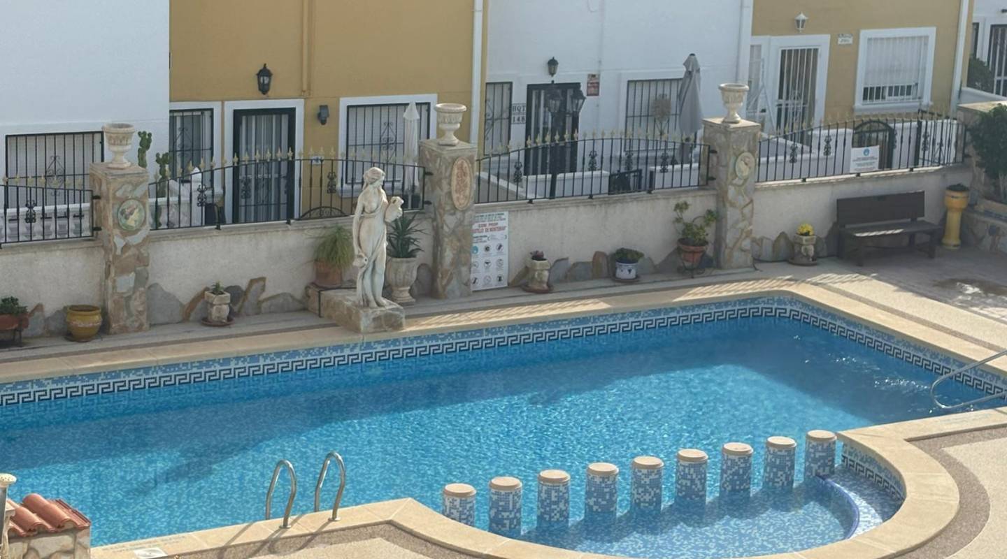 Resale - Townhouse - Algorfa - Alicante