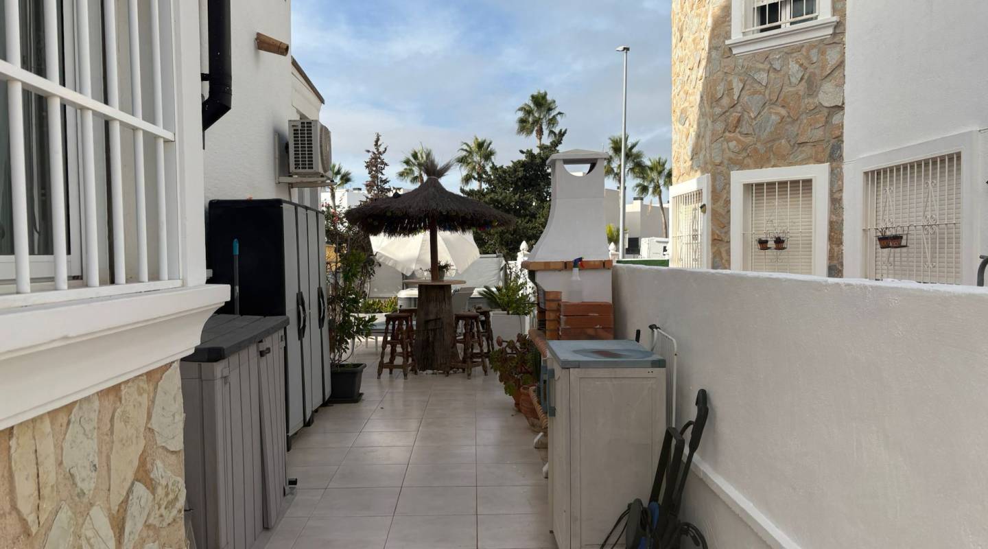 Resale - Townhouse - Algorfa - Alicante