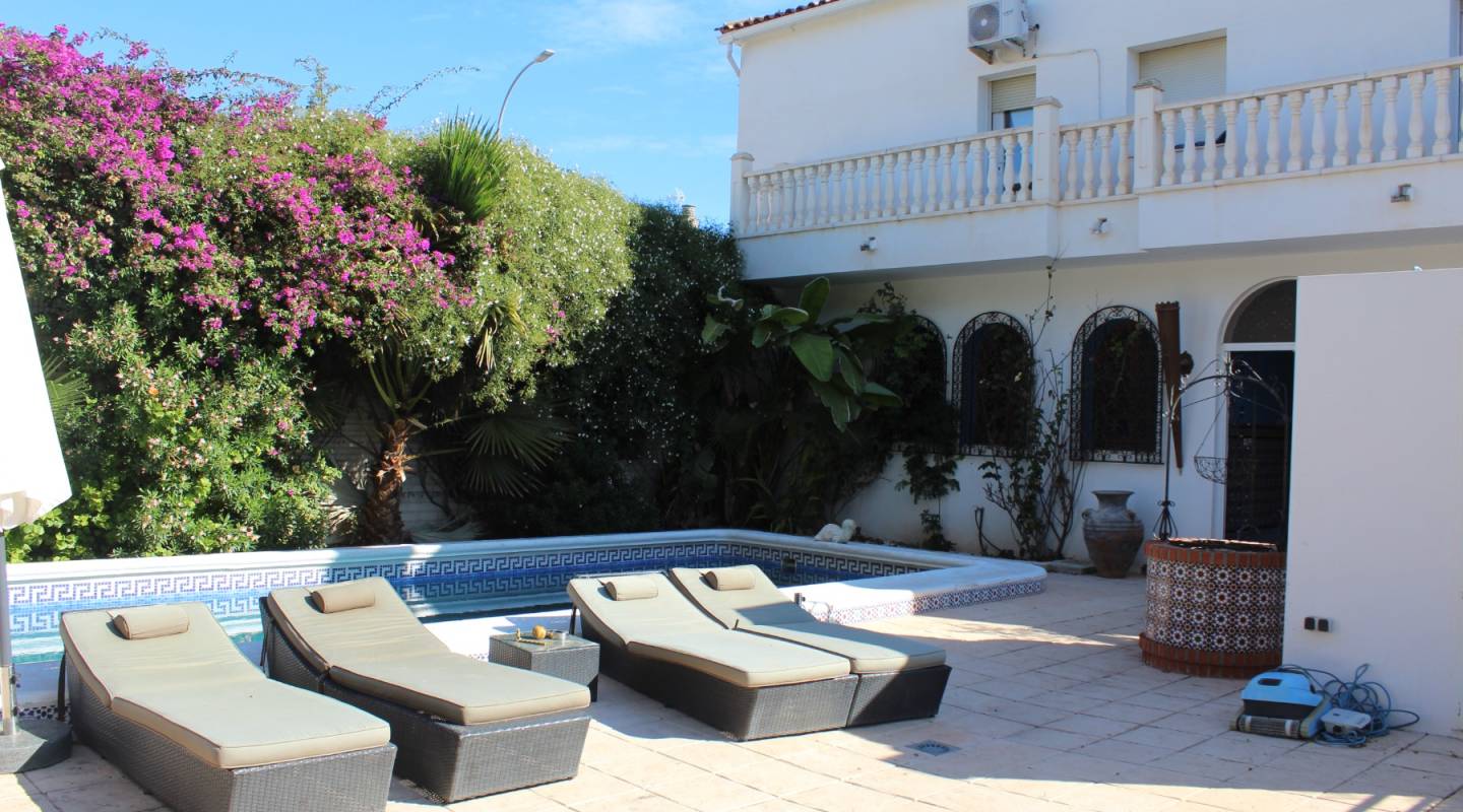 Revente - Villa - San Isidro