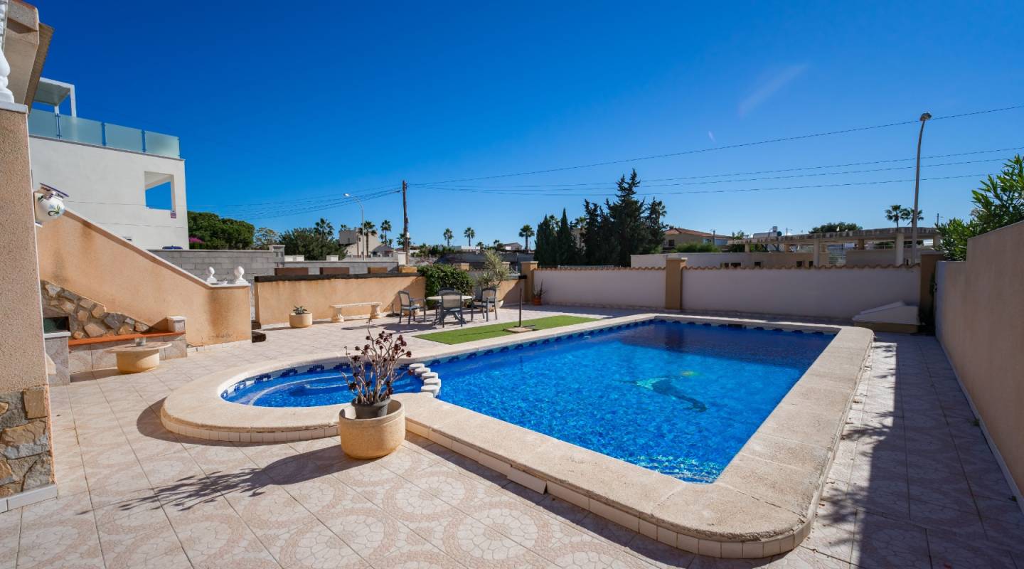 videresalg - Villa - Ciudad Quesada - Town Center