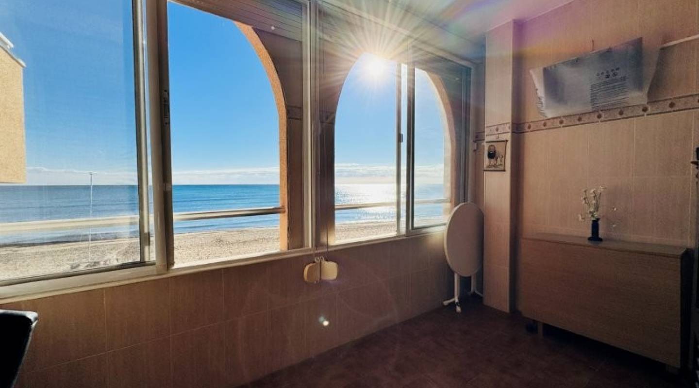 Resale - Apartment - La Mata