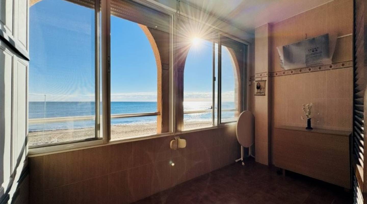 Resale - Apartment - La Mata