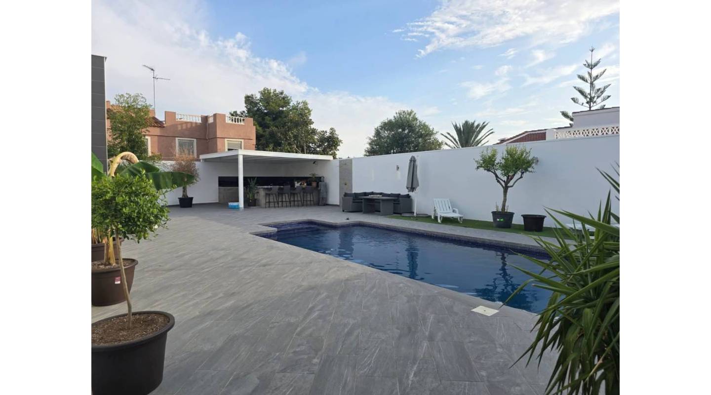 Resale - Villa  - Ciudad Quesada - Town Center