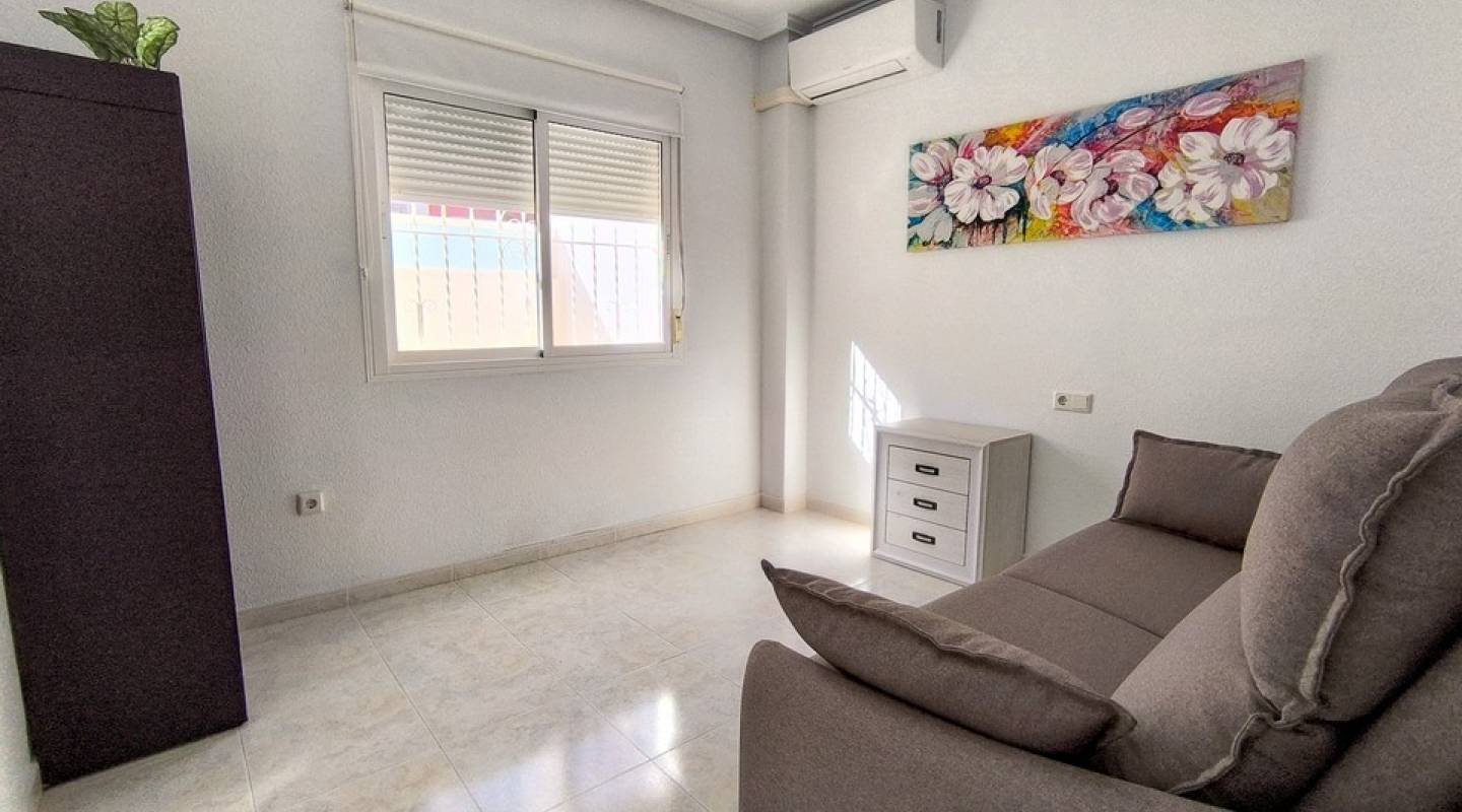 Resale - Townhouse - Ciudad Quesada - La Fiesta