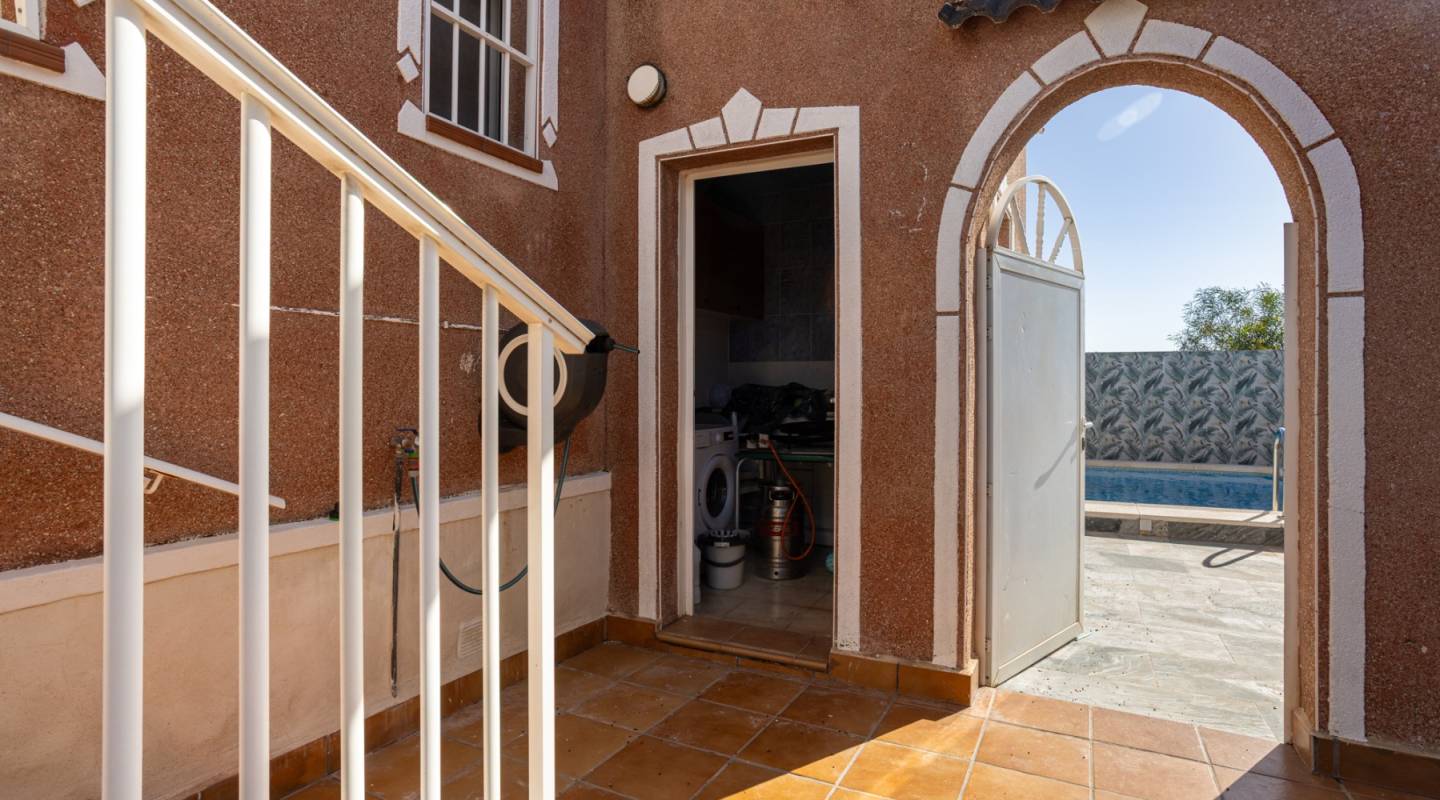 Wederverkoop - Detached Villa - Torrevieja - Urbanización San Luis