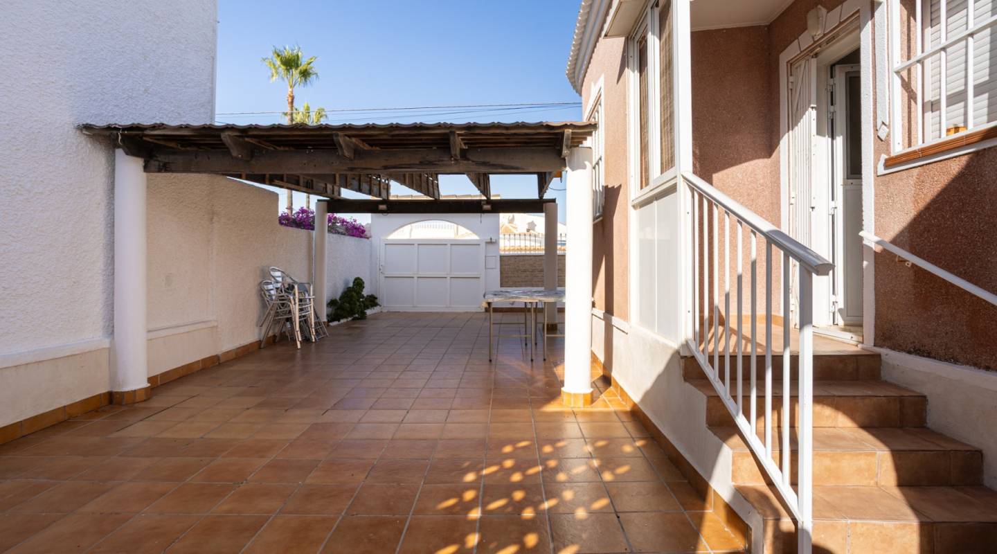 Wederverkoop - Detached Villa - Torrevieja - Urbanización San Luis