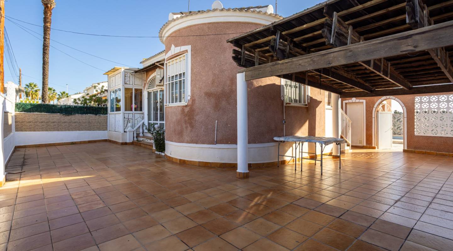 Wederverkoop - Detached Villa - Torrevieja - Urbanización San Luis
