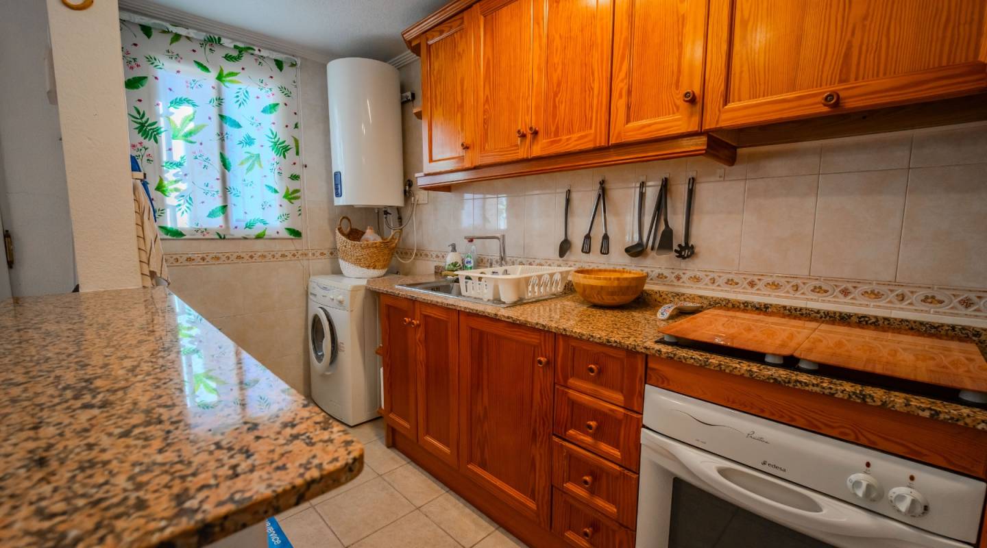 Resale - Townhouse - Villamartin