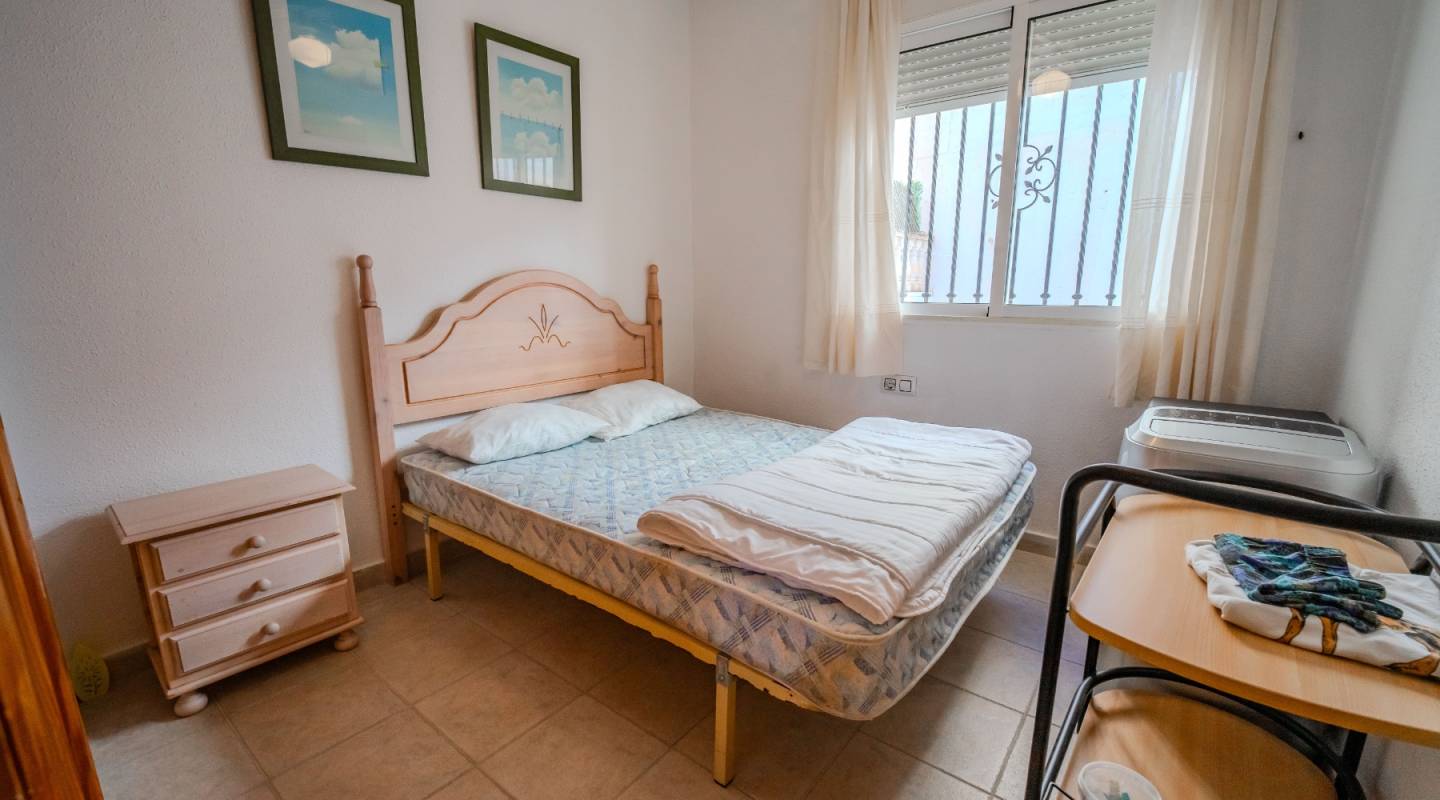 Resale - Townhouse - Villamartin