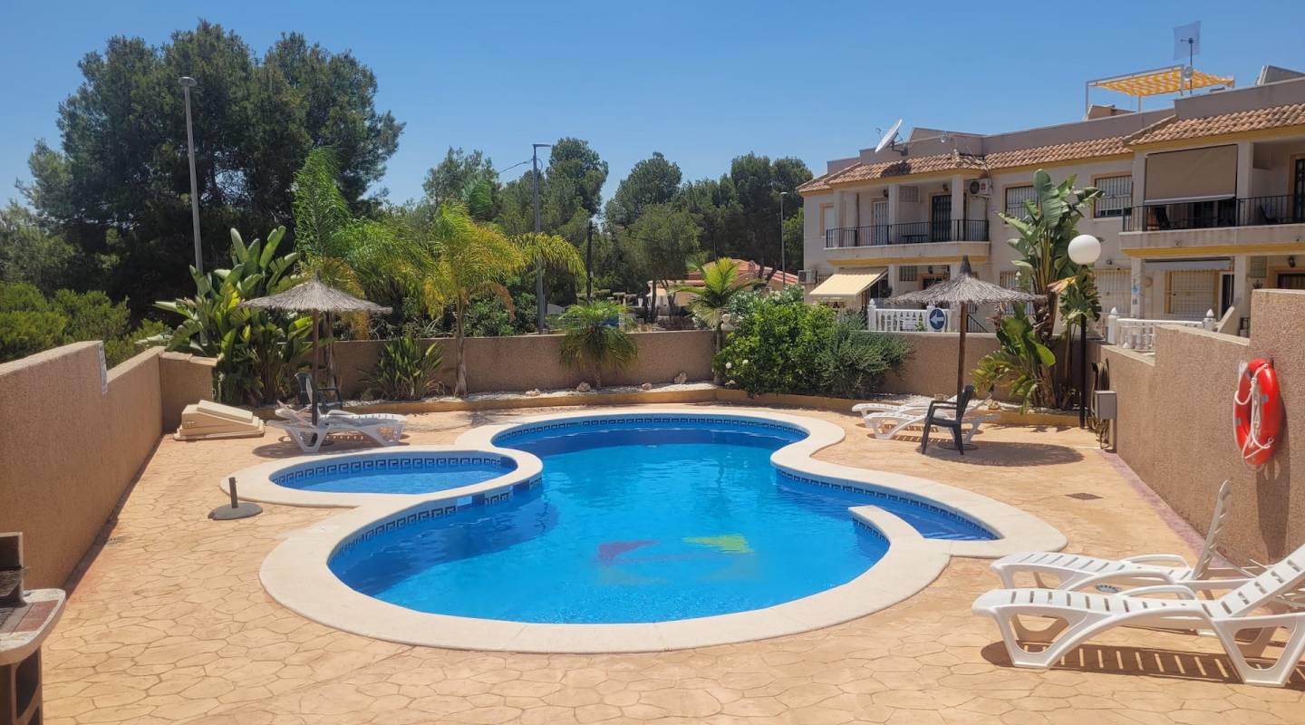 Resale - Townhouse - Algorfa - Alicante