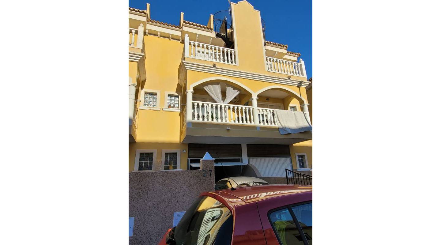 Resale - Townhouse - Algorfa - Alicante