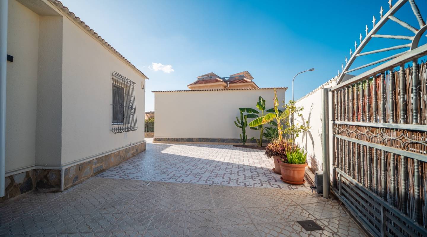 Resale - Villa  - Ciudad Quesada - Town Center