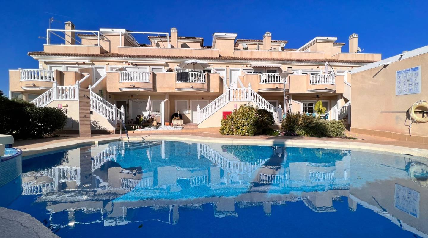 Resale - Apartment flat - Guardamar del Segura - El Raso