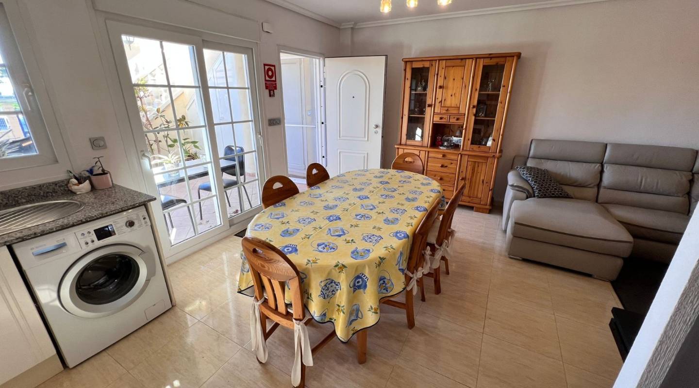 Resale - Apartment flat - Guardamar del Segura - El Raso