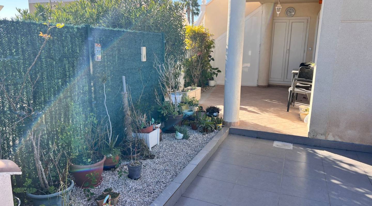 Resale - Apartment flat - Guardamar del Segura - El Raso