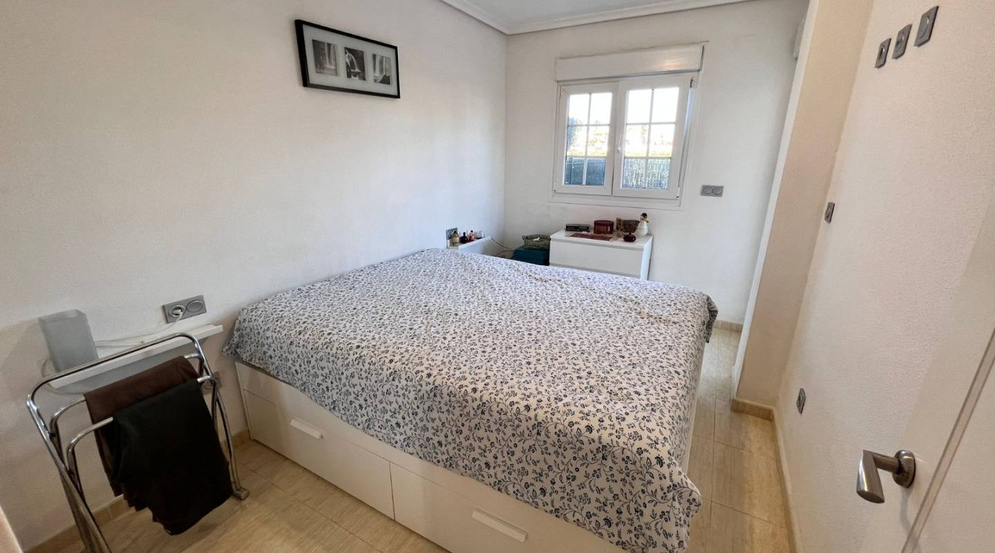 Resale - Apartment flat - Guardamar del Segura - El Raso