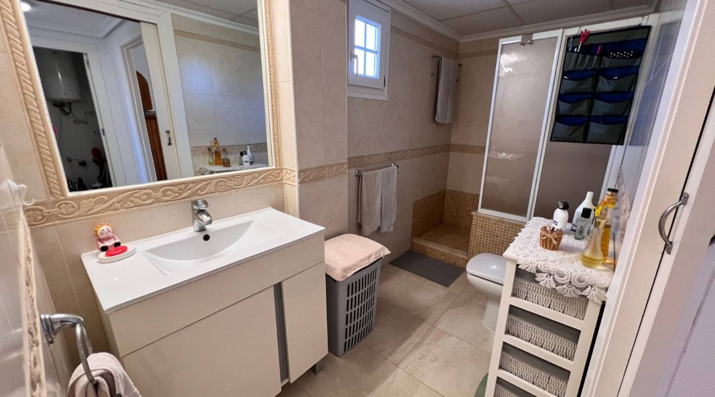 Resale - Apartment flat - Guardamar del Segura - El Raso