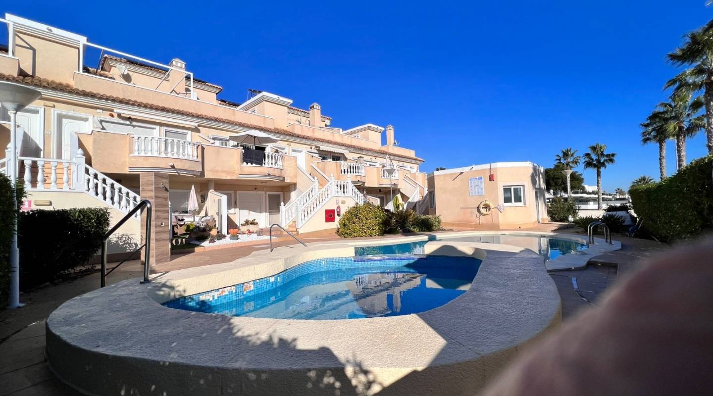 Resale - Apartment flat - Guardamar del Segura - El Raso