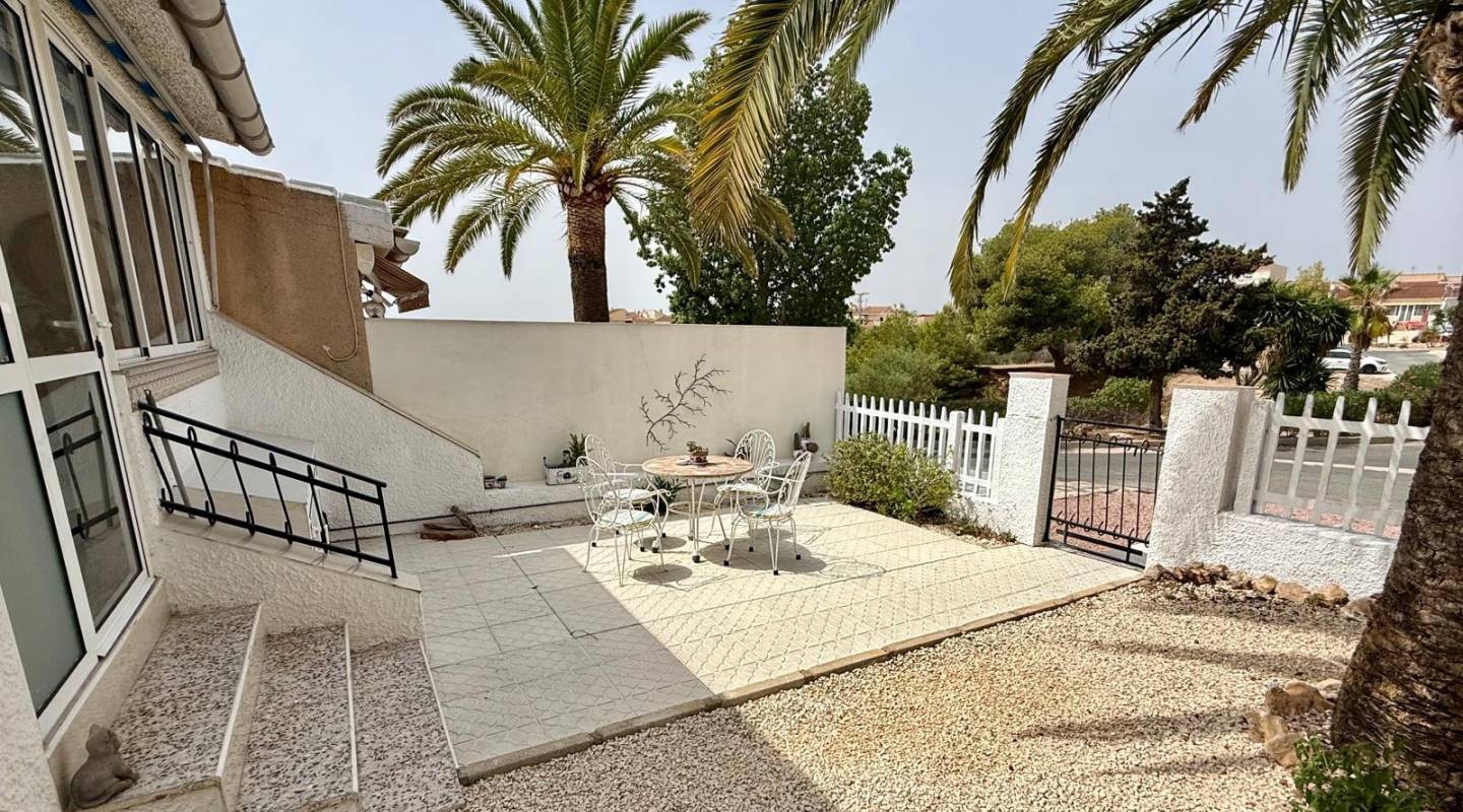 Resale - Bungalow - Ciudad Quesada - Town Center