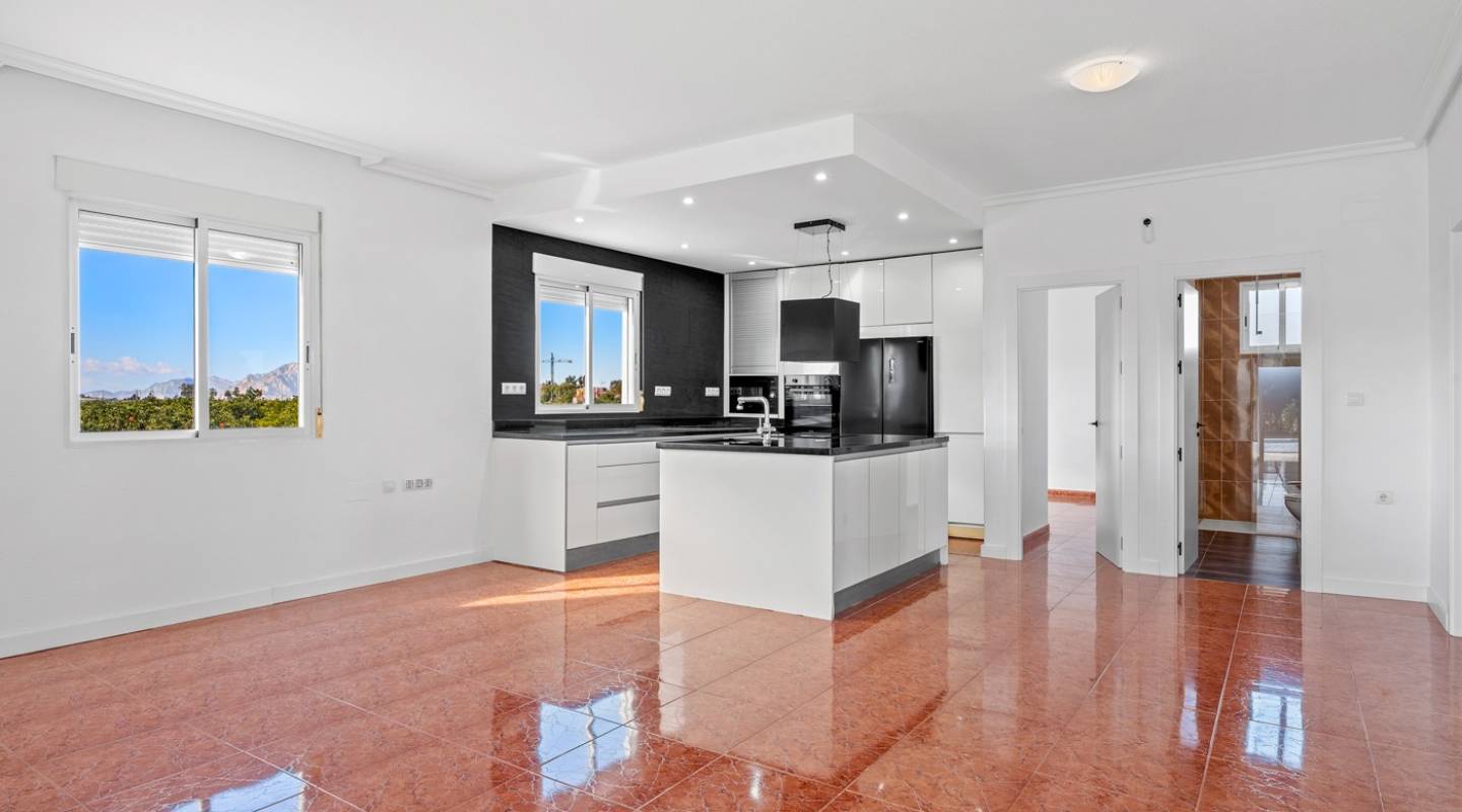 Wederverkoop - Country Property - Dolores