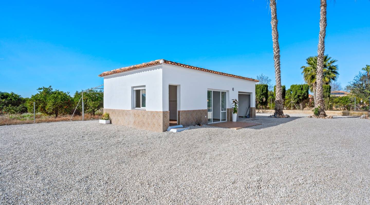 Wederverkoop - Country Property - Dolores