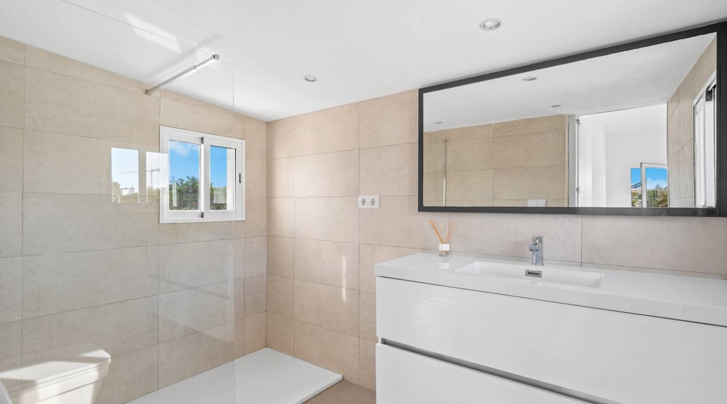 Wederverkoop - Country Property - Dolores