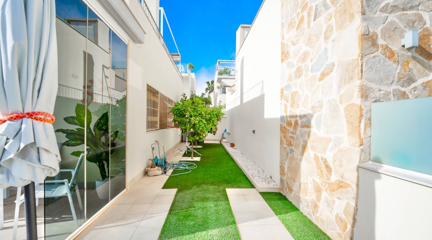 videresalg - Villa Detached - Ciudad Quesada - Pueblo Bravo