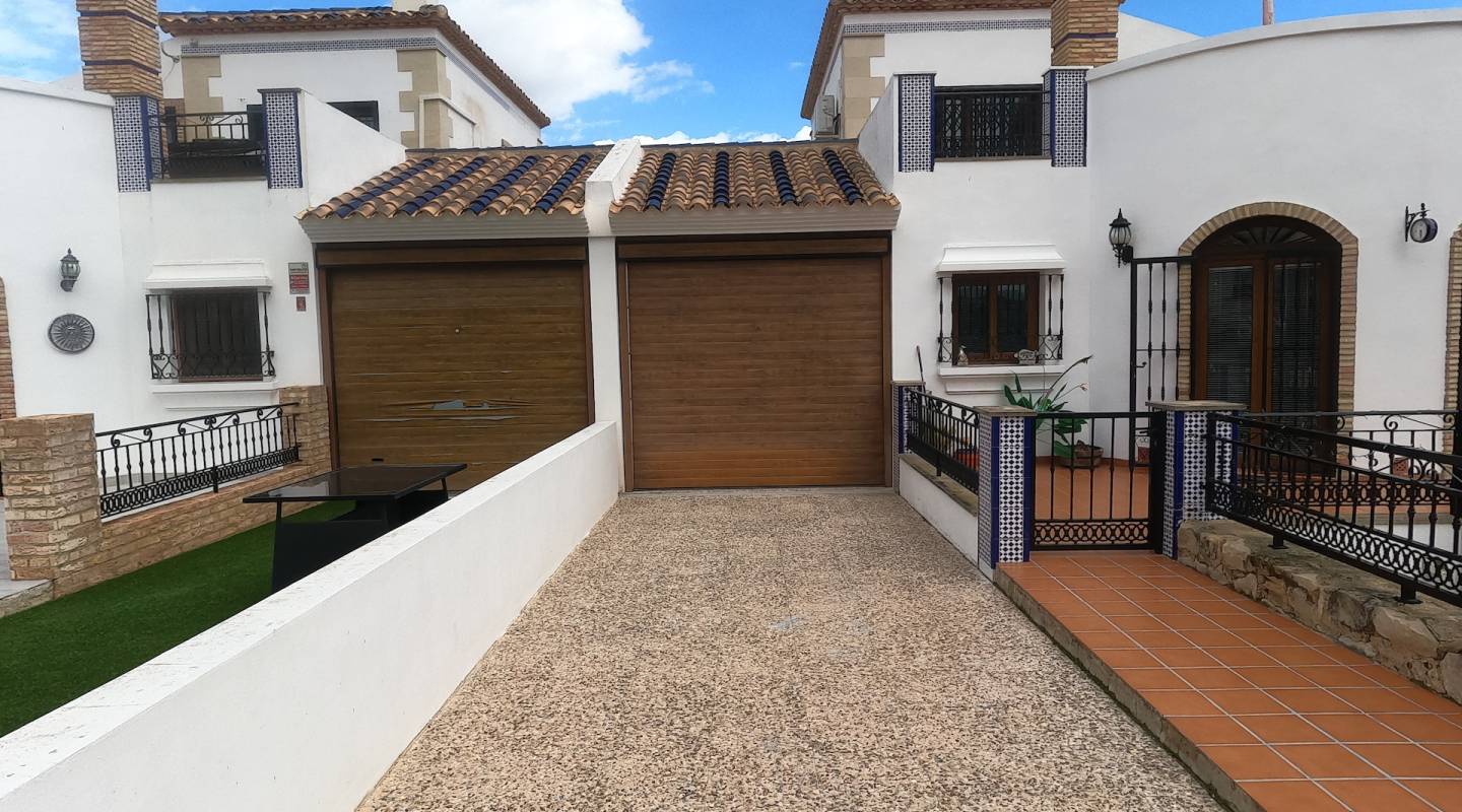 Resale - Villa  - Algorfa - La Finca Golf