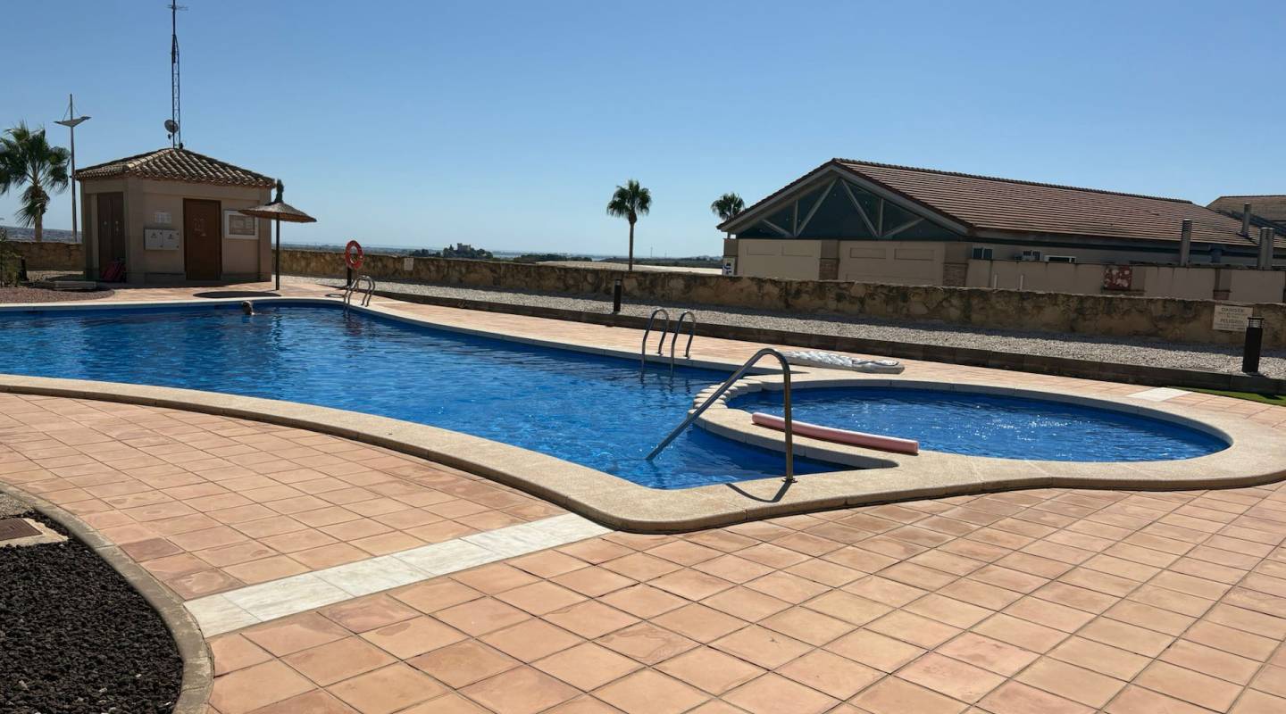 Resale - Villa  - Algorfa - La Finca Golf