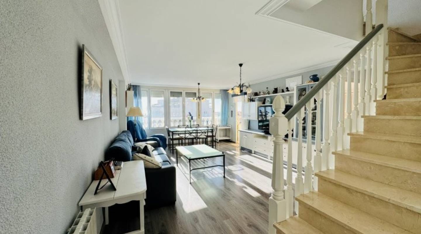 Resale - Penthouse - La Mata - Alanis