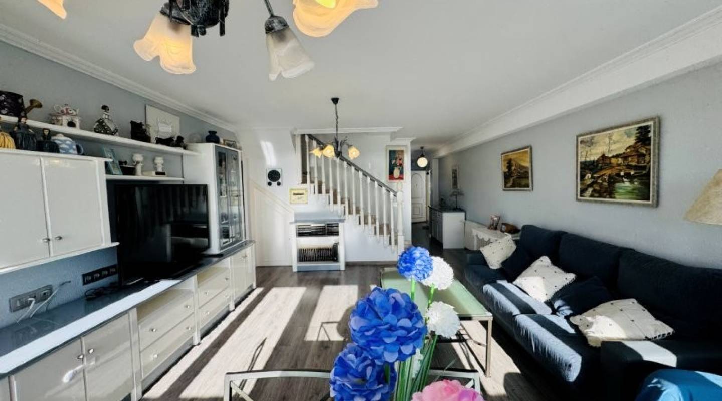 Resale - Penthouse - La Mata - Alanis