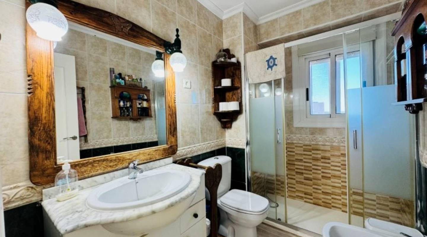 Resale - Penthouse - La Mata - Alanis