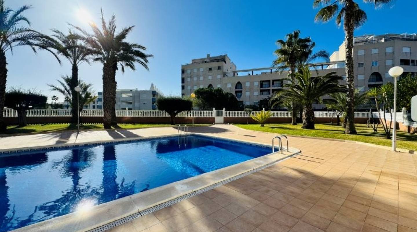 Resale - Penthouse - La Mata - Alanis