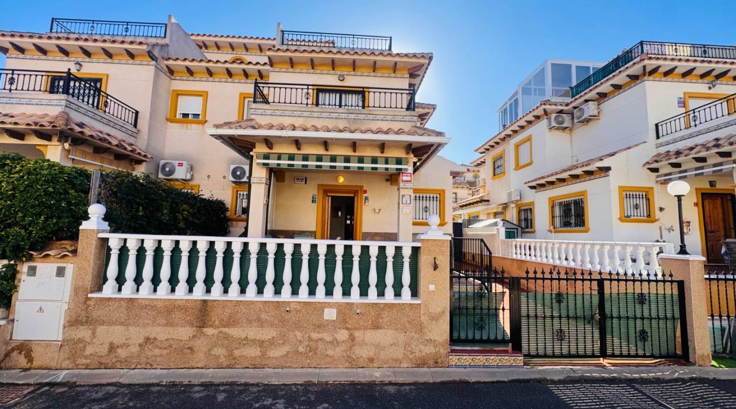 Wiederverkauf - Semi Detached - La Zenia