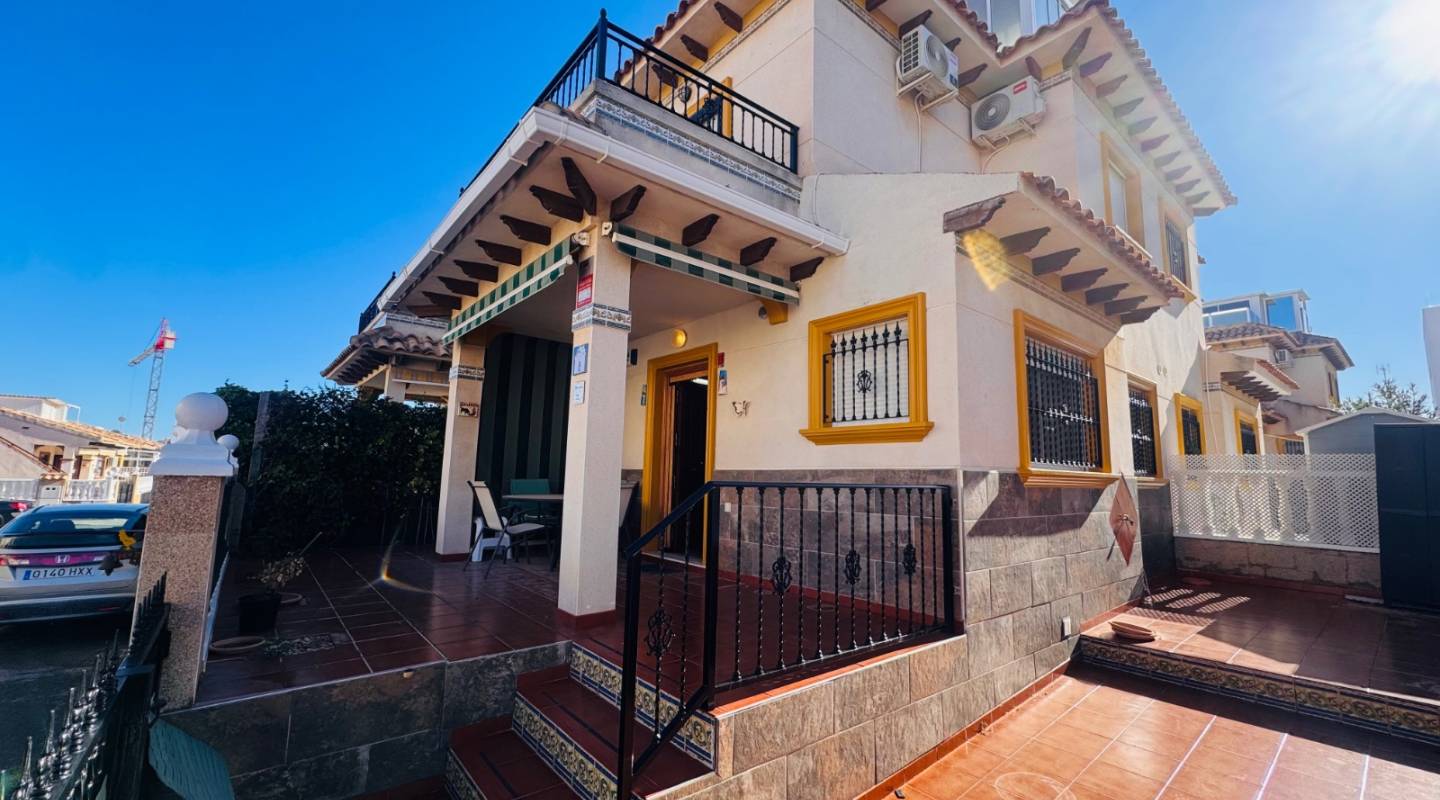 Wiederverkauf - Semi Detached - La Zenia