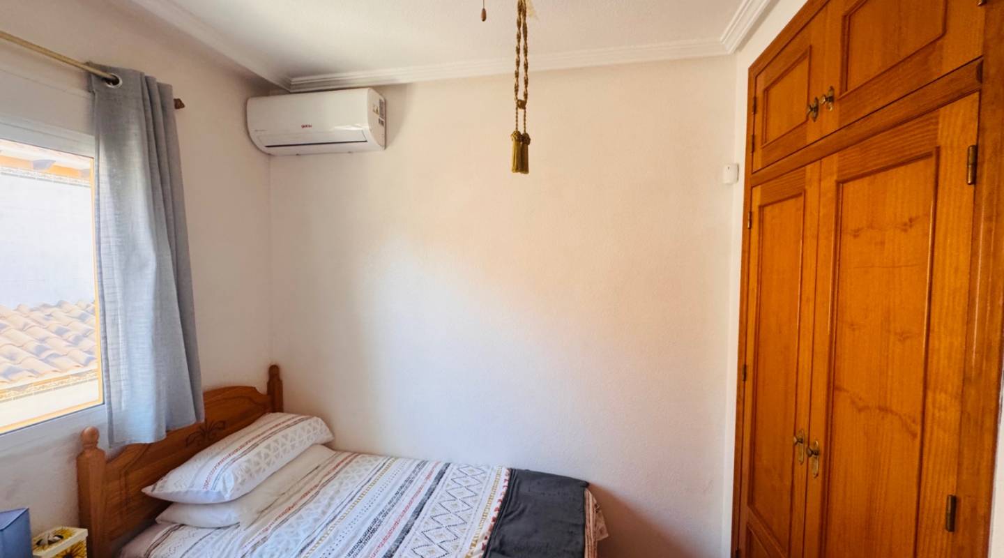 Wiederverkauf - Semi Detached - La Zenia