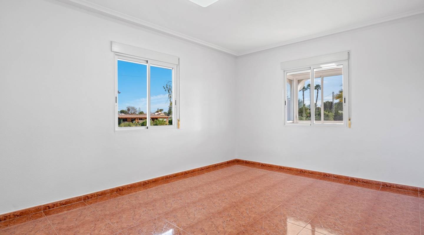 videresalg - Country Property - Dolores