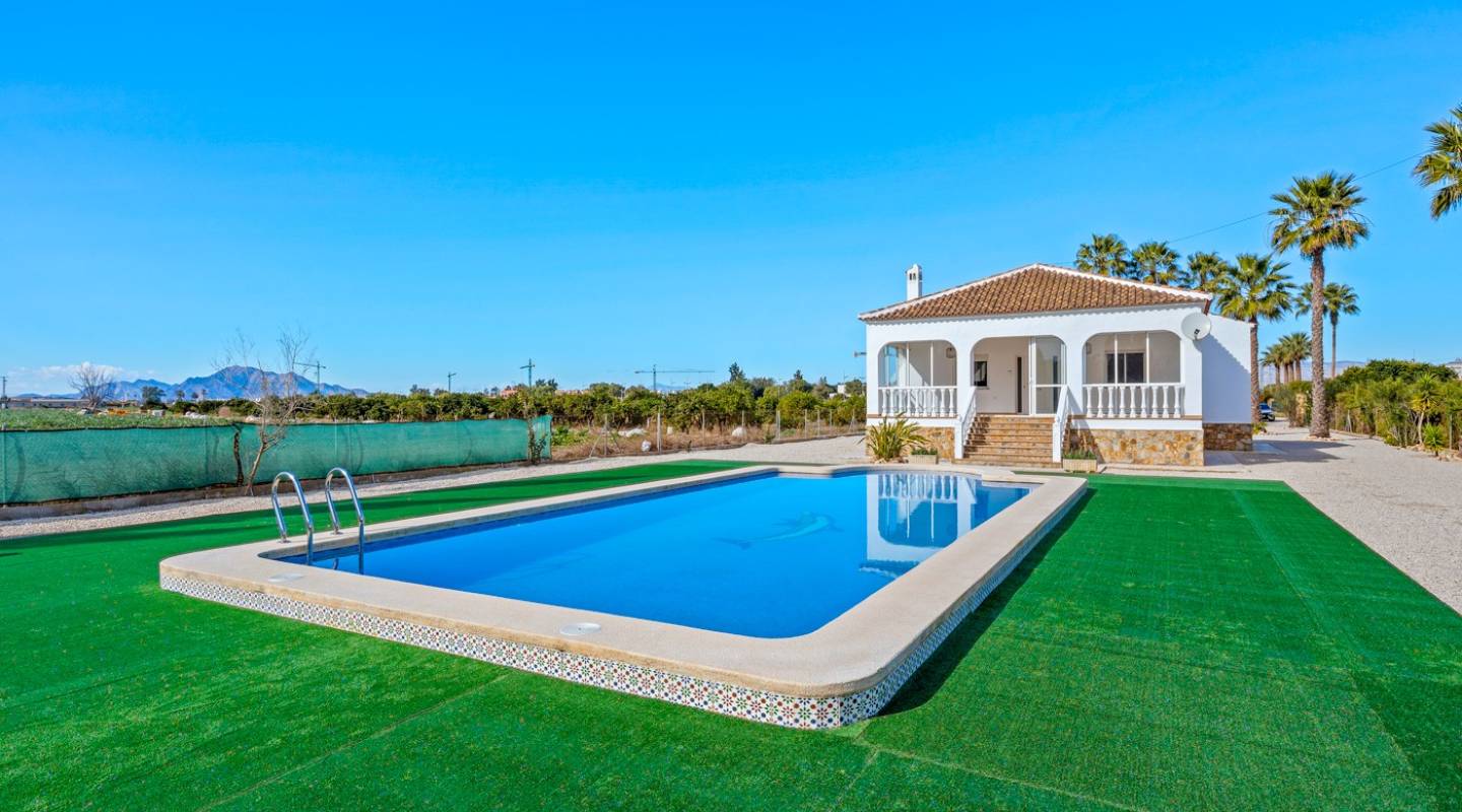 videresalg - Country Property - Dolores