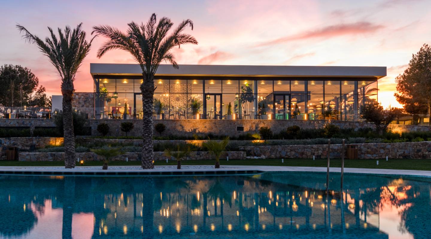 Resale - Apartment - Las Colinas - Las Colinas Golf