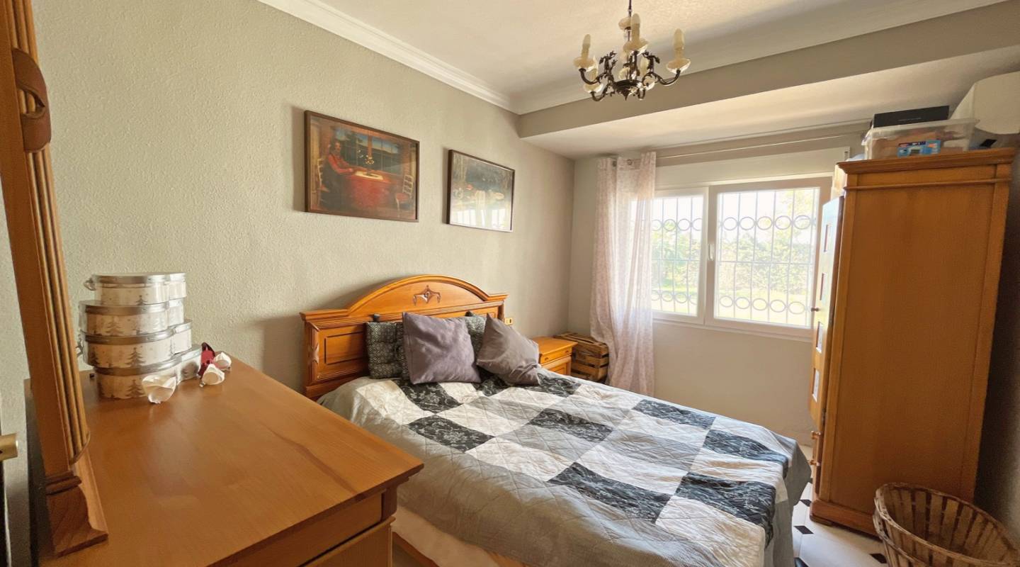 Resale - Finca - Los Alcazares