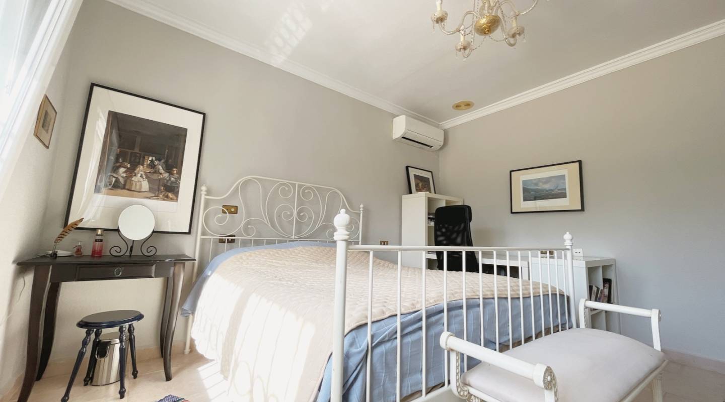 Resale - Finca - Los Alcazares