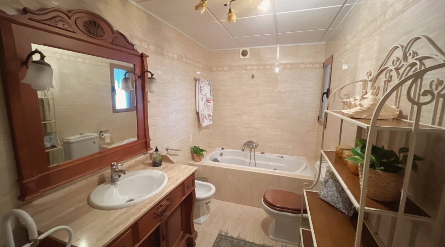 Resale - Finca - Los Alcazares