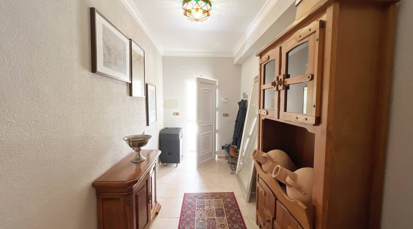 Resale - Finca - Los Alcazares