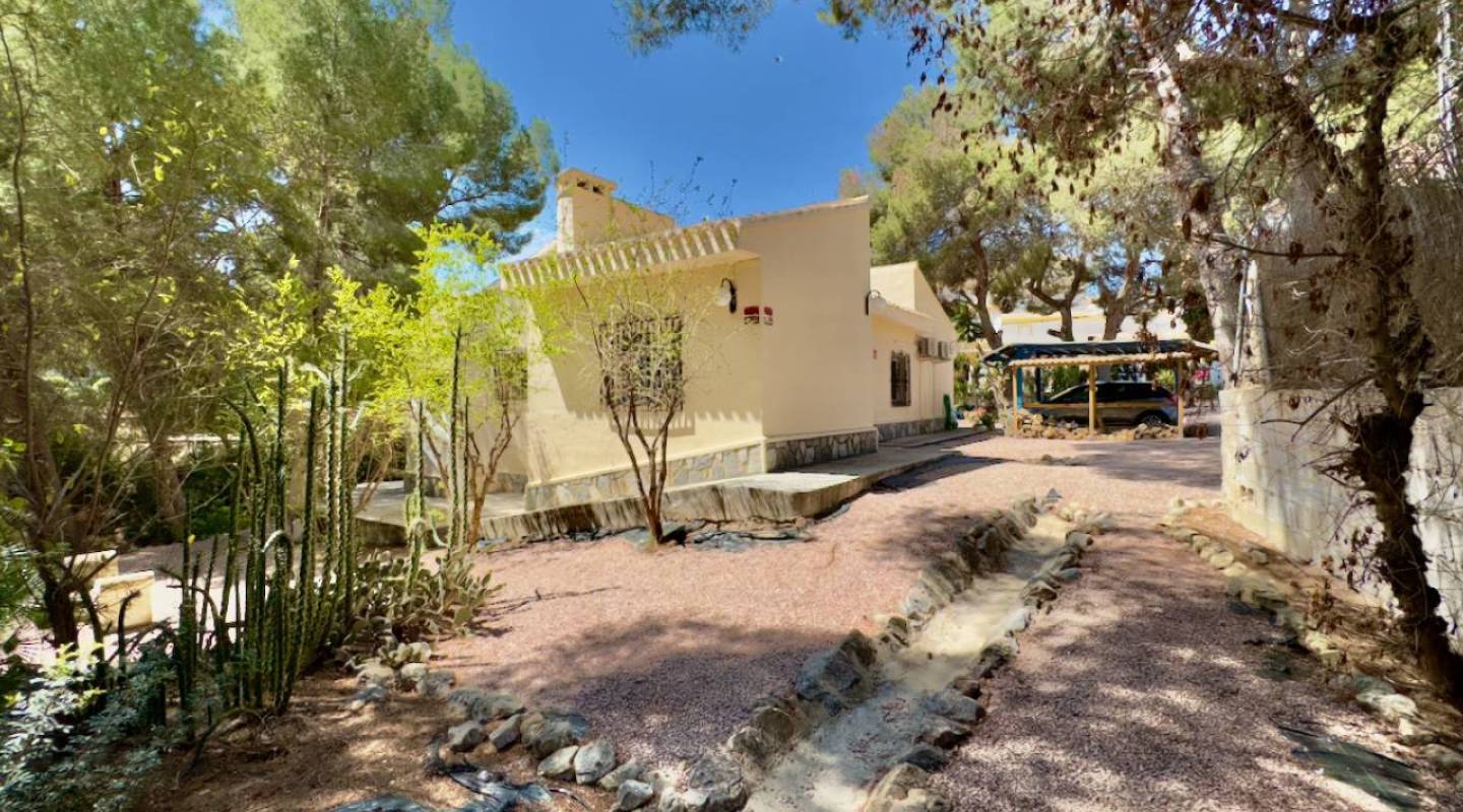 Resale - Villa  - Algorfa - La Finca Golf - Algorfa