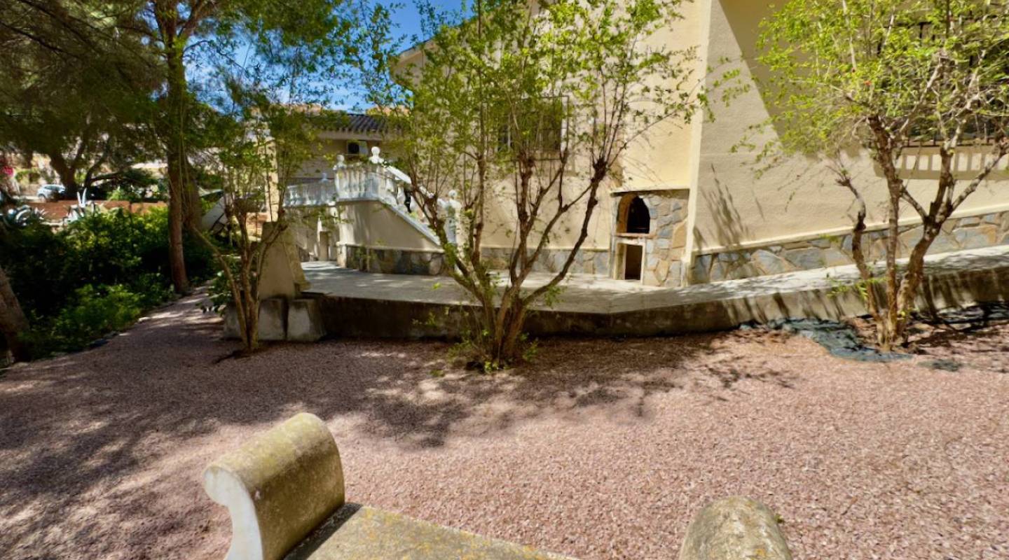 Resale - Villa  - Algorfa - La Finca Golf - Algorfa