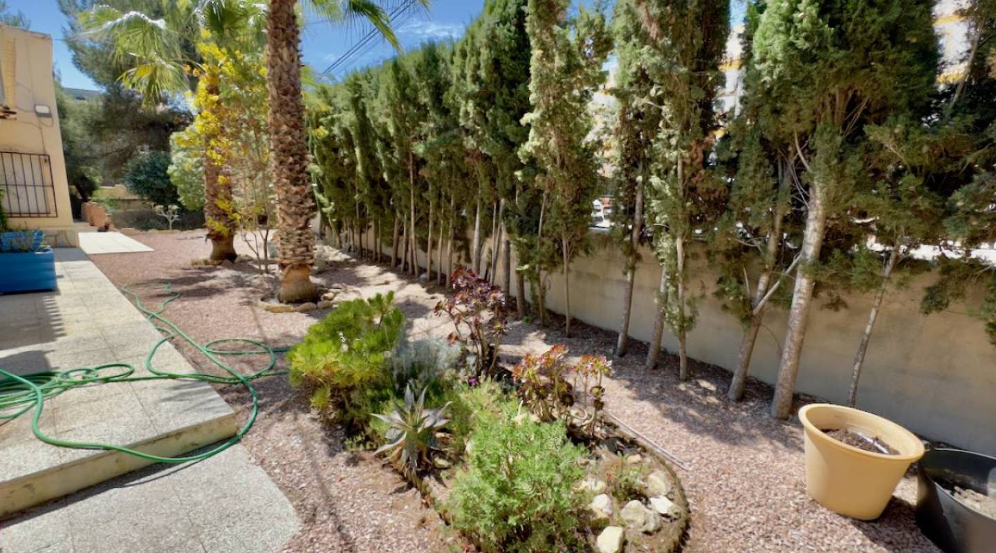 Resale - Villa  - Algorfa - La Finca Golf - Algorfa