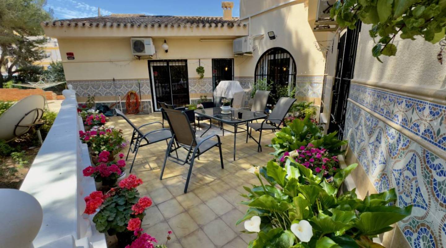 Resale - Villa  - Algorfa - La Finca Golf - Algorfa