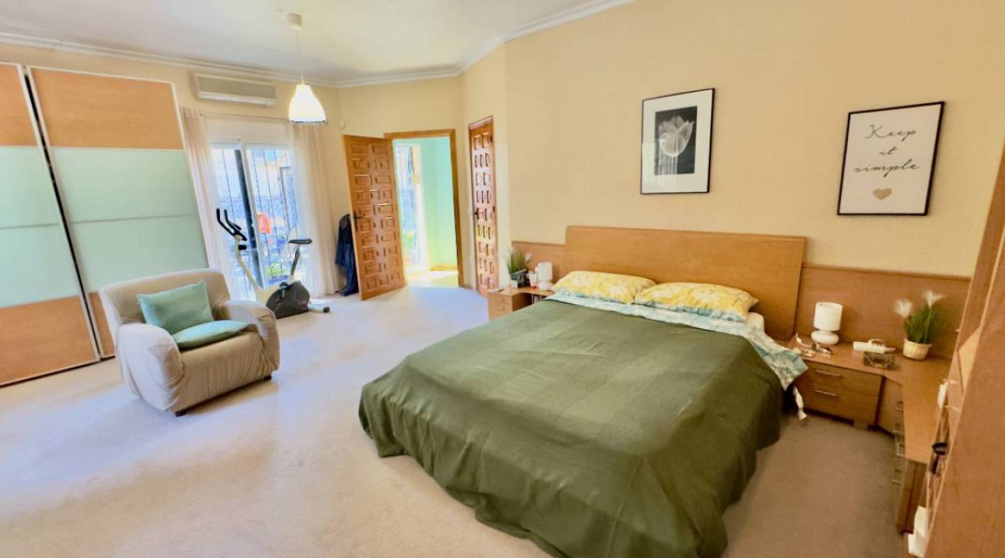 Resale - Villa  - Algorfa - La Finca Golf - Algorfa